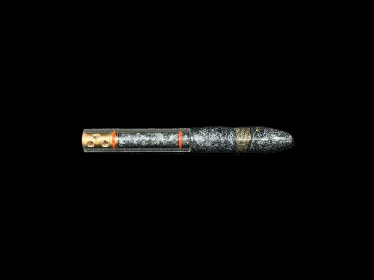 The Perlamute - A Premium Glass Blunt Experience - HandArt